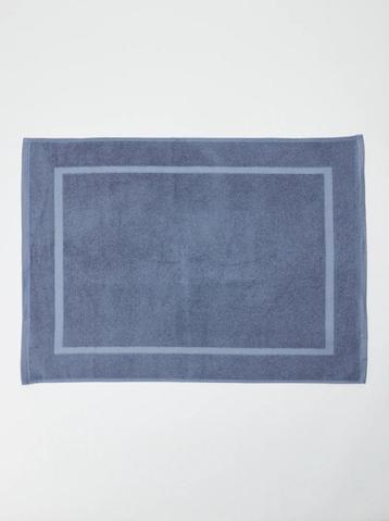 2 Tapis de bain bleu beschikbaar voor biedingen