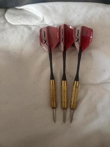 Tekoop setje darts denk 18gram beschikbaar voor biedingen