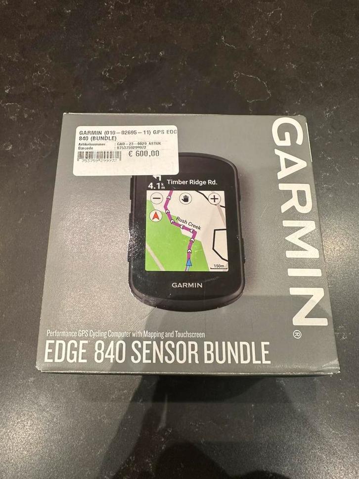 Nieuwprijs 600€ - Garmin Edge 840 Sensor VOLLEDIGE BUNDEL!!, Fietsen en Brommers, Fietsaccessoires | Fietscomputers, Nieuw, Cadanssensor