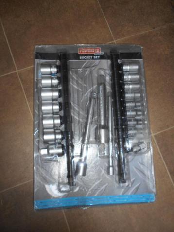 Goed gereedschap /10 € 't stuk/2 stuks voor 15 € beschikbaar voor biedingen