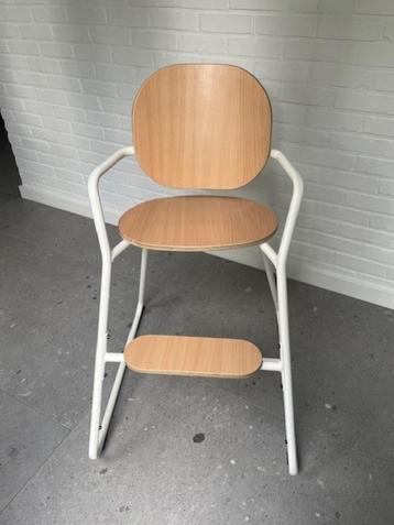 Kinderstoel beschikbaar voor biedingen