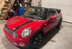 Mini cooper one cabrio rood, Auto's, Voorwielaandrijving, Stof, 139 g/km, Zwart