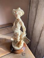 Beeldje in albast met certificaat echtheid, Ophalen, Gebruikt