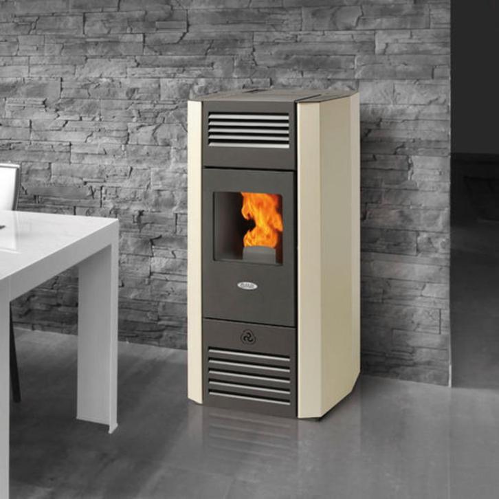 pelletkachel tot -40%. kit 200 euro gratis, Doe-het-zelf en Bouw, Verwarming en Radiatoren, Nieuw, Ophalen of Verzenden