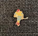 PIN - IJSHOCKEY - ICE HOCKEY - HOCKEY SUR GLACE, Verzenden, Gebruikt, Sport, Speldje of Pin