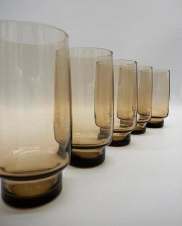6 vintage glazen in  bruin gerookt glas - BP - setprijs beschikbaar voor biedingen
