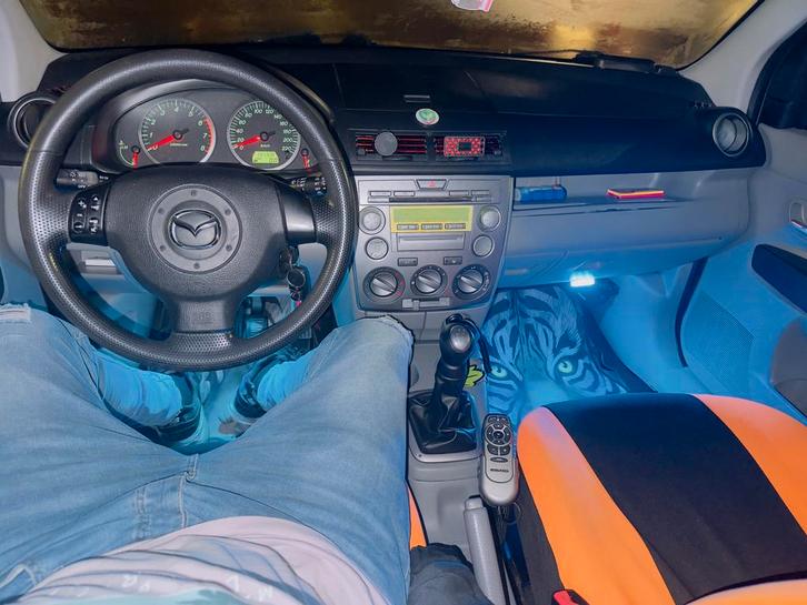 MAZDA 2 2003 1.4 Benzine 131320 km manuel, Auto's, Mazda, Particulier, Airconditioning, Benzine, Euro 4, Stadsauto, 5 deurs, Handgeschakeld