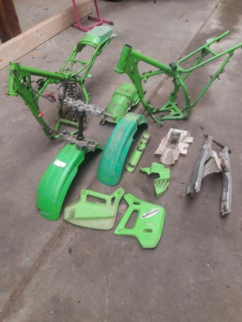 Lot pieces KDX 200, Motos, Pièces | Kawasaki, Enlèvement