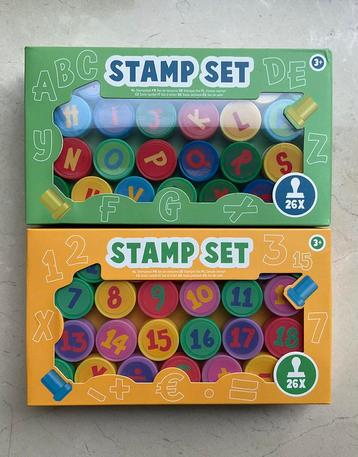 Tampons encreurs lettres et chiffres  Stamp Set