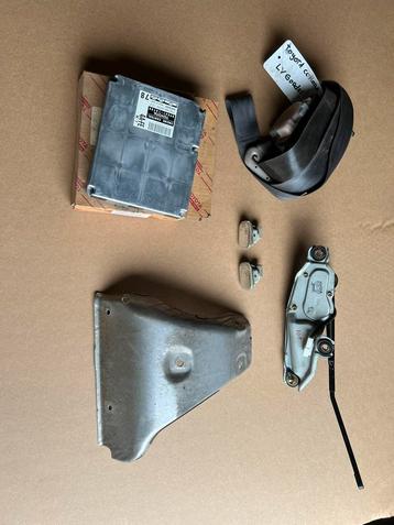 Lot onderdelen Toyota Corolla 97-02 beschikbaar voor biedingen