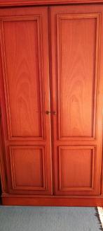 Slaapkamer set: 2persoonbed, kast en commode met spiegel, Ophalen