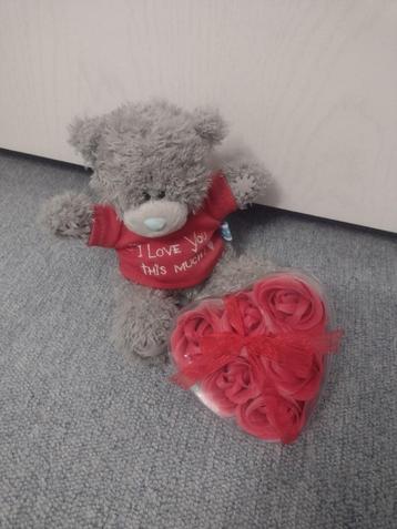 MIGNON 6 petits savons en forme de rose PRIX TOUT DOUX beschikbaar voor biedingen