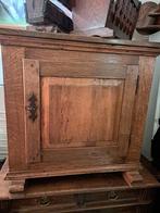 Antiek eikenhouten kastje (gepend) 77 cm,80 cm br,46 cm diep, Enlèvement