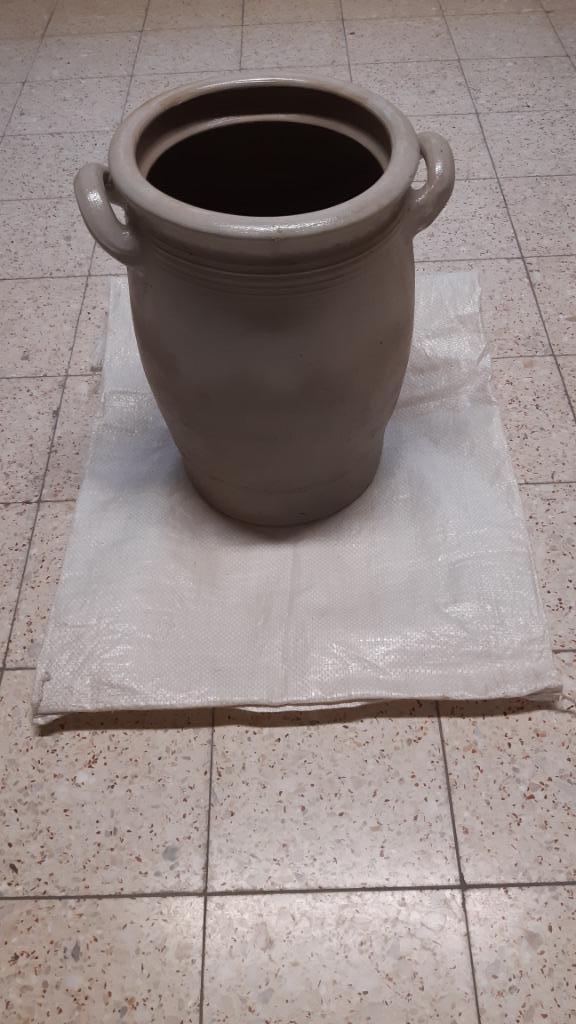 Grijze aardewerken pot, Huis en Inrichting, Woonaccessoires | Vazen, Zo goed als nieuw, Overige kleuren, Minder dan 50 cm, Aardewerk of Porselein