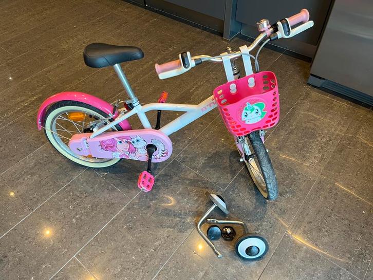 Velo enfant 4 - 6 ans btwin decathlon, Vélos & Vélomoteurs, Vélos | Vélos pour enfant, Comme neuf, 16 à 20 pouces, Stabilisateurs