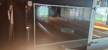 Phillips tv + beschermglas beschikbaar voor biedingen