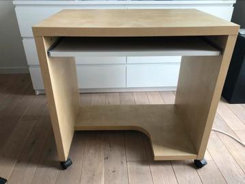 Kleine bureau gratis