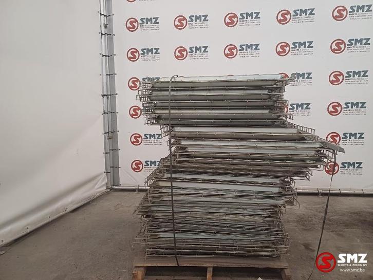 Occ lot de 57 étagères pour racks d'entrepôt 102,5, Autos : Pièces & Accessoires, Pièces camion, Autres marques, Autres pièces automobiles