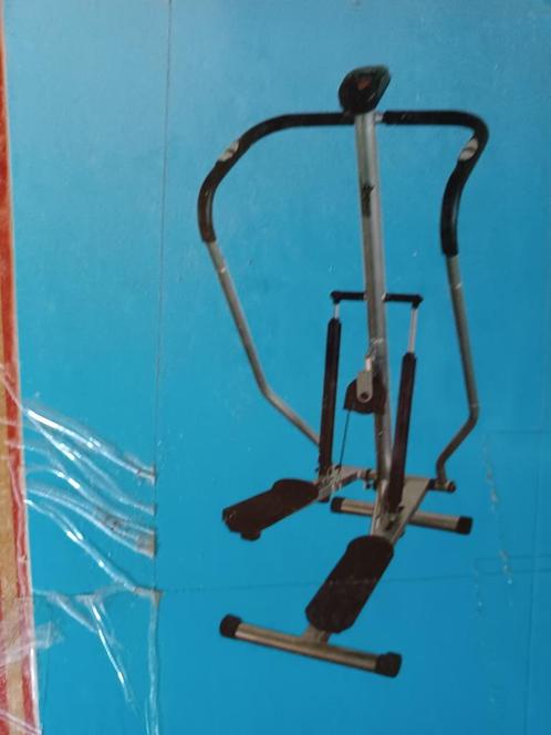 stepper, Sport en Fitness, Fitnessapparatuur, Nieuw, Stepapparaat, Benen, Buik, Kunststof, Ophalen
