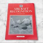 British WO2 RAF Aircraft Recognition book 1943, Ophalen of Verzenden