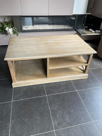 Salontafel beschikbaar voor biedingen