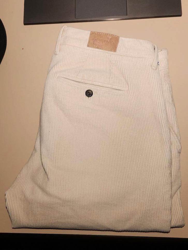 Prachtige beige corduroy Jacob Cohen Bobby - maat 35, Kleding | Heren, Broeken en Pantalons, Zo goed als nieuw, Maat 52/54 (L)