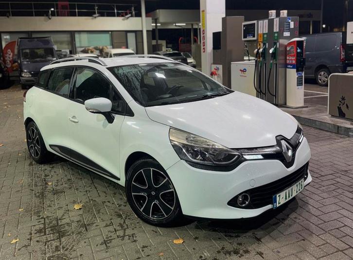 Renault clio 1.5dci 210.000km 2013 pack chrom tres propre, Auto's, Renault, Particulier, Cruise Control, Ophalen