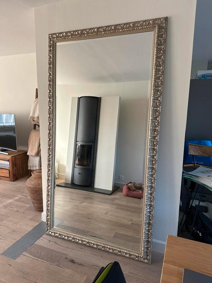 Grote vintage spiegel met lijstwerk, Huis en Inrichting, Woonaccessoires | Spiegels, Zo goed als nieuw, Ophalen