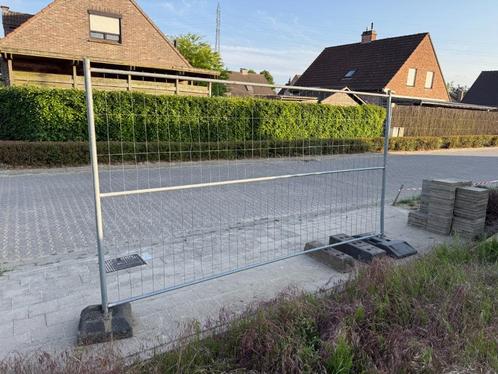 Heras hekkens / Werf hekkens (14st) met voeten (16 st), Tuin en Terras, Tuinhekken en Hekwerk, Gebruikt, Overige typen, IJzer