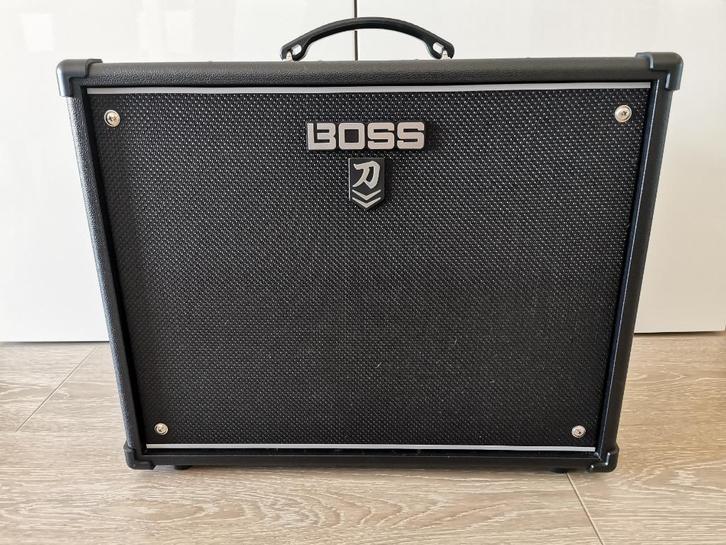 BOSS KATANA 100 MK2, Muziek en Instrumenten, Versterkers | Bas en Gitaar, Zo goed als nieuw, Gitaar, 100 watt of meer, Ophalen