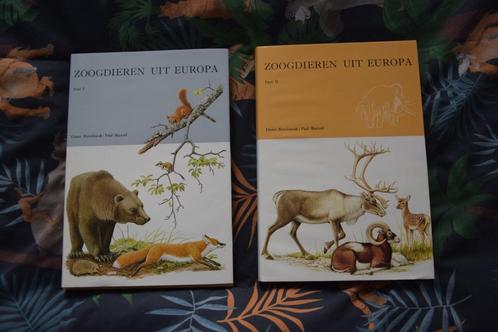 Zoogdieren uit Europa deel 1 en deel 2 uitgegeven door artis, Boeken, Dieren en Huisdieren, Zo goed als nieuw, Overige diersoorten