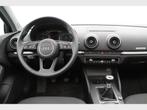 Audi A3 Sedan 1.5 TFSI ACT, Autos, Boîte manuelle, Toit ouvrant, Argent ou Gris, 113 g/km