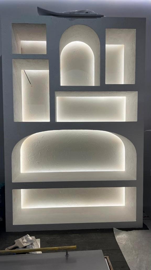 decoratieve kast met verlichting, Huis en Inrichting, Kasten | Vitrinekasten, Zo goed als nieuw, 200 cm of meer, 100 tot 150 cm