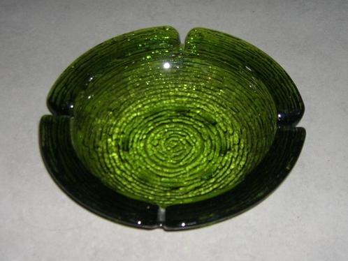 Vintage groen glazen asbak, Antiek en Kunst, Antiek | Glaswerk en Kristal, Ophalen of Verzenden