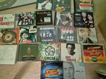 Meer dan 100 CD'S.  Prima staat. Veel Bekende artiesten   beschikbaar voor biedingen