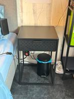 Metale nachtkastje in de kleur zwart (magnetisch), Huis en Inrichting, Slaapkamer | Nachtkastjes, Ophalen, Minder dan 45 cm, Metaal of Aluminium