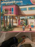 Playmobil villa met zwembad en meubels, Ophalen of Verzenden, Zo goed als nieuw