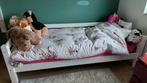 Houten bed, Ophalen, Zo goed als nieuw, Matras