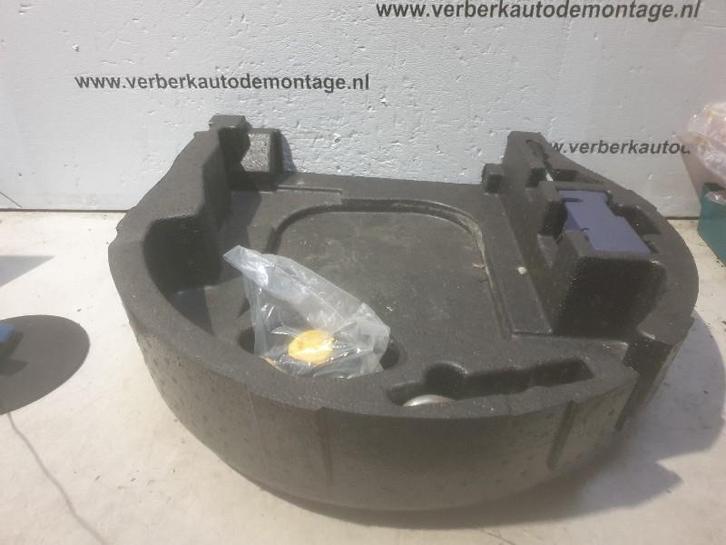 GEREEDSCHAPSET (13209363), Auto-onderdelen, Overige Auto-onderdelen, Gebruikt