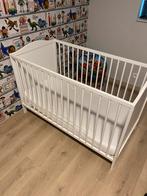 Babybed + matras, Zo goed als nieuw, Ophalen, Matras