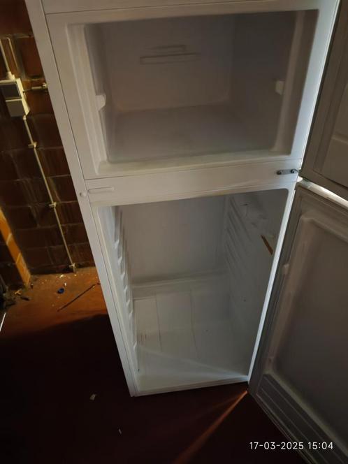 Frigo met vriesvak merk whirlpool, Elektronische apparatuur, Koelkasten en IJskasten, Gebruikt, Met vriesvak, 100 tot 150 liter