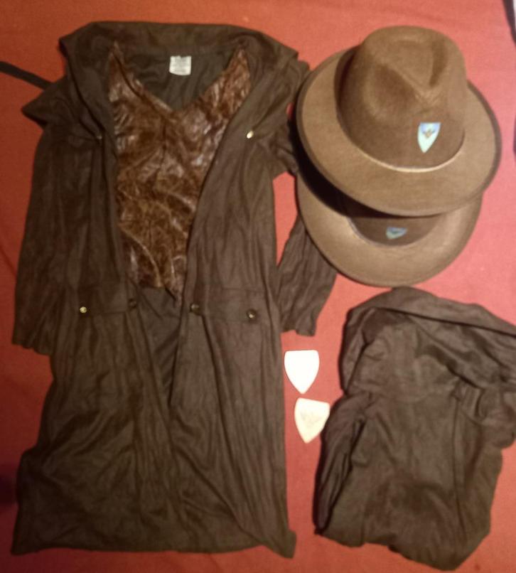 Nachtwacht verkleedkleding Cooper en Keelin, Kinderen en Baby's, Carnavalskleding en Verkleedspullen, Zo goed als nieuw, Jongen of Meisje