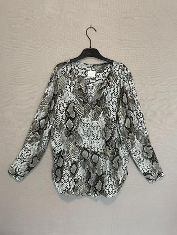 Pastelgroen-kaki-zwarte blouse met slangenmotief Vila (M)