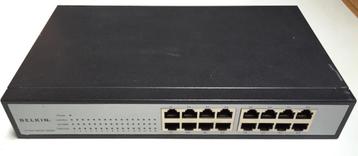 LOT NETWERK MATERIAAL, alles in werkende staat beschikbaar voor biedingen