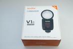 Godox V1-F kit, Audio, Tv en Foto, Foto | Flitsers, Ophalen of Verzenden, Zo goed als nieuw, Overige merken, Kantelbaar