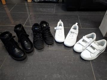 Lot de chaussures beschikbaar voor biedingen