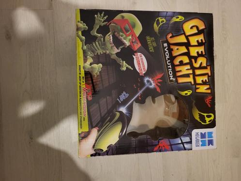 Geestenjacht maar geen bril er bij, Hobby en Vrije tijd, Gezelschapsspellen | Bordspellen, Zo goed als nieuw, Een of twee spelers