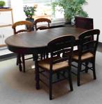 Stevige tafel met 4 stoelen, Huis en Inrichting, Tafels | Eettafels, Ophalen, Gebruikt, Vintage - Rustiek, Ovaal