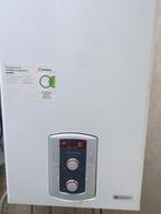 Chaudière  chaffoteau à condensation ,chauffage et sanitaire, Comme neuf