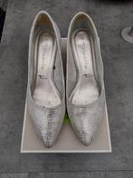 Pumps Tamaris, maat 38, Ophalen of Verzenden, Gedragen, Grijs, Pumps